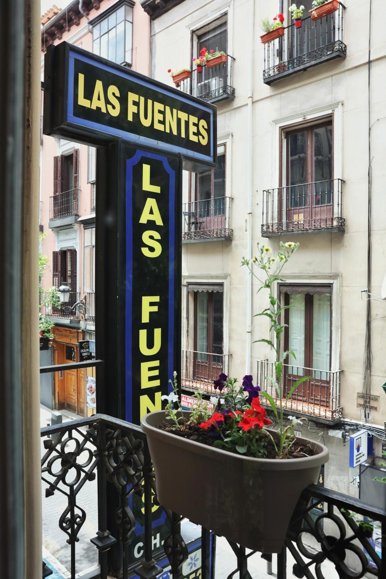 Hotel Hostal Las Fuentes (Adults Only) Madryt Zewnętrze zdjęcie